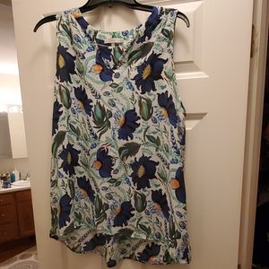 Sleeveless blouse